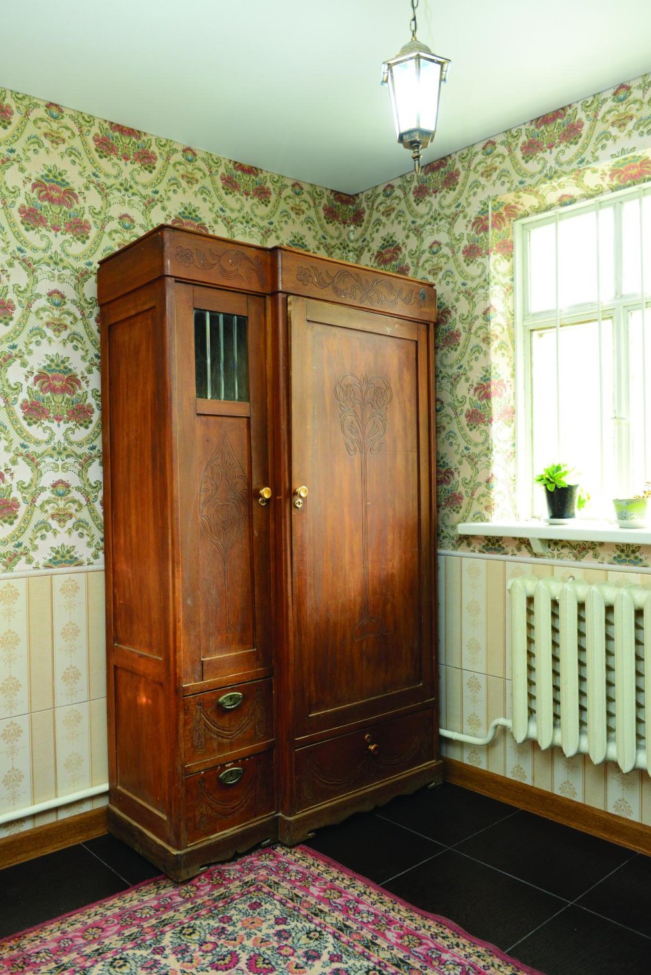 Советский шкаф