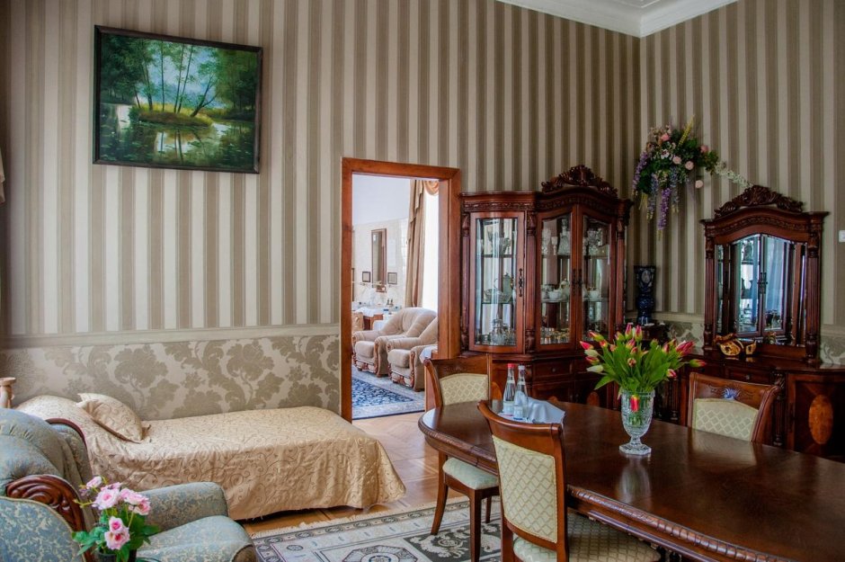 Мебель в стиле сталинский Ампир