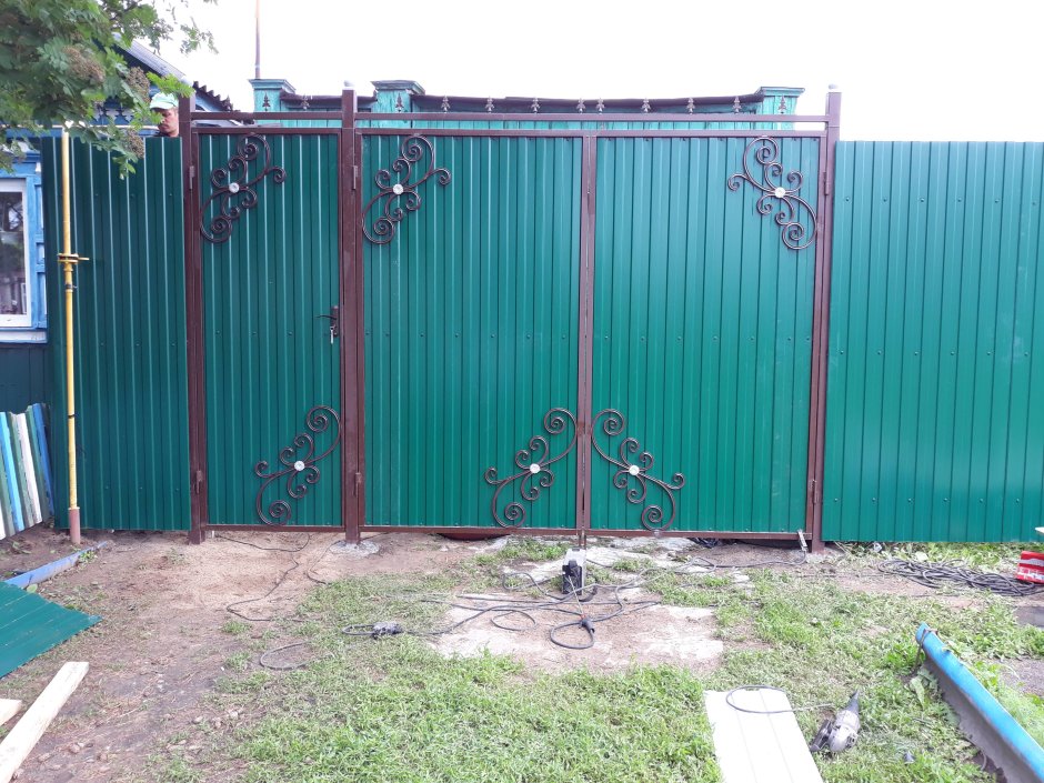 Ворота из профлиста