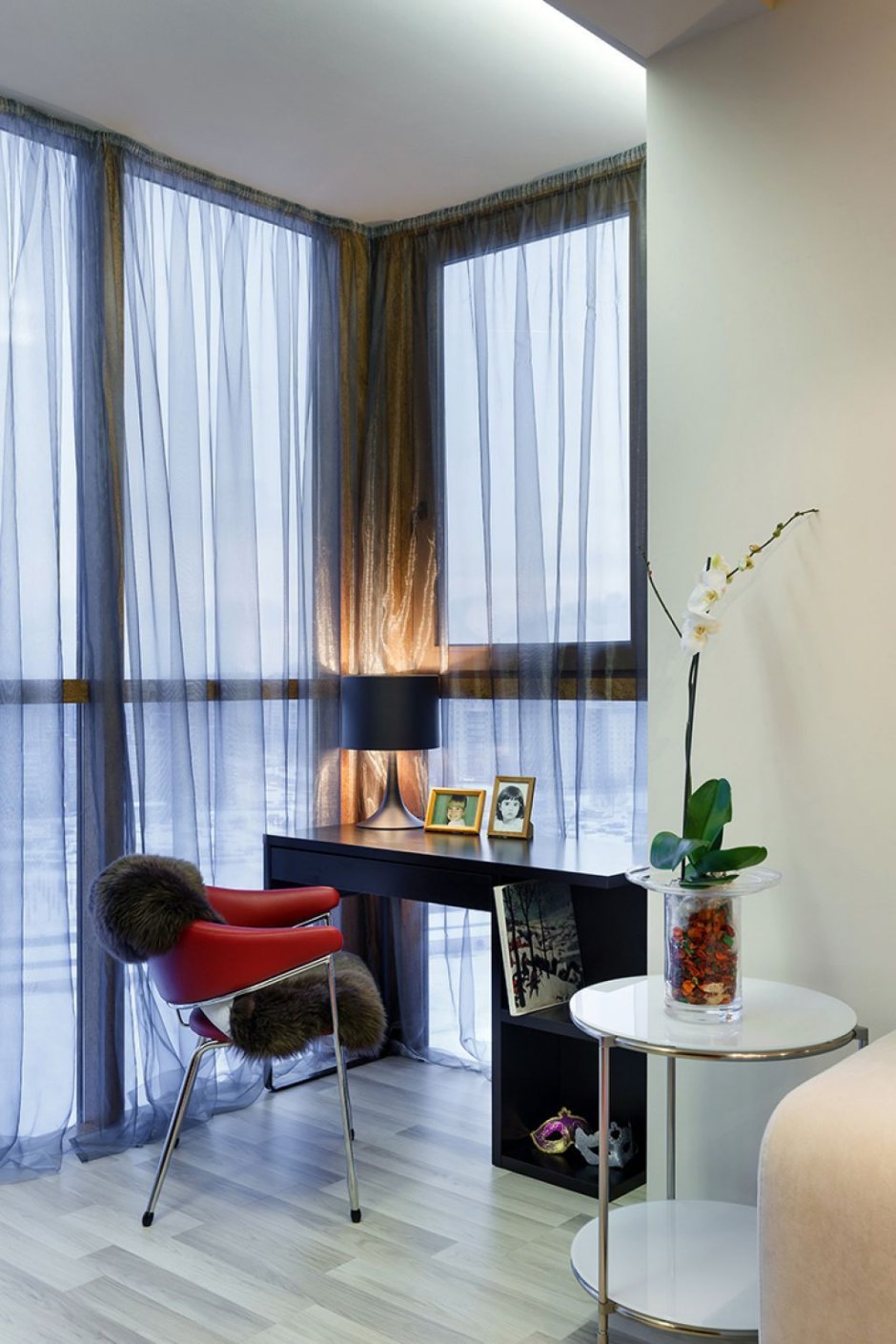 Шторы на лоджию с панорамным остеклением