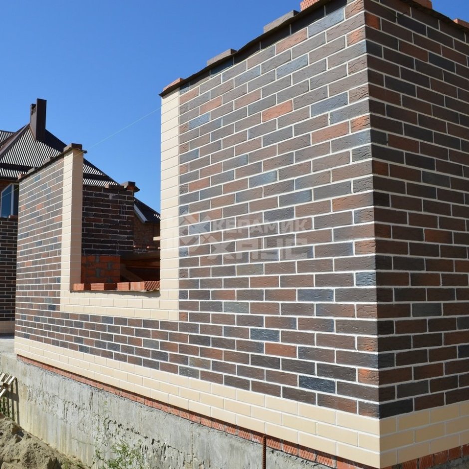 Обложить дом кирпичом