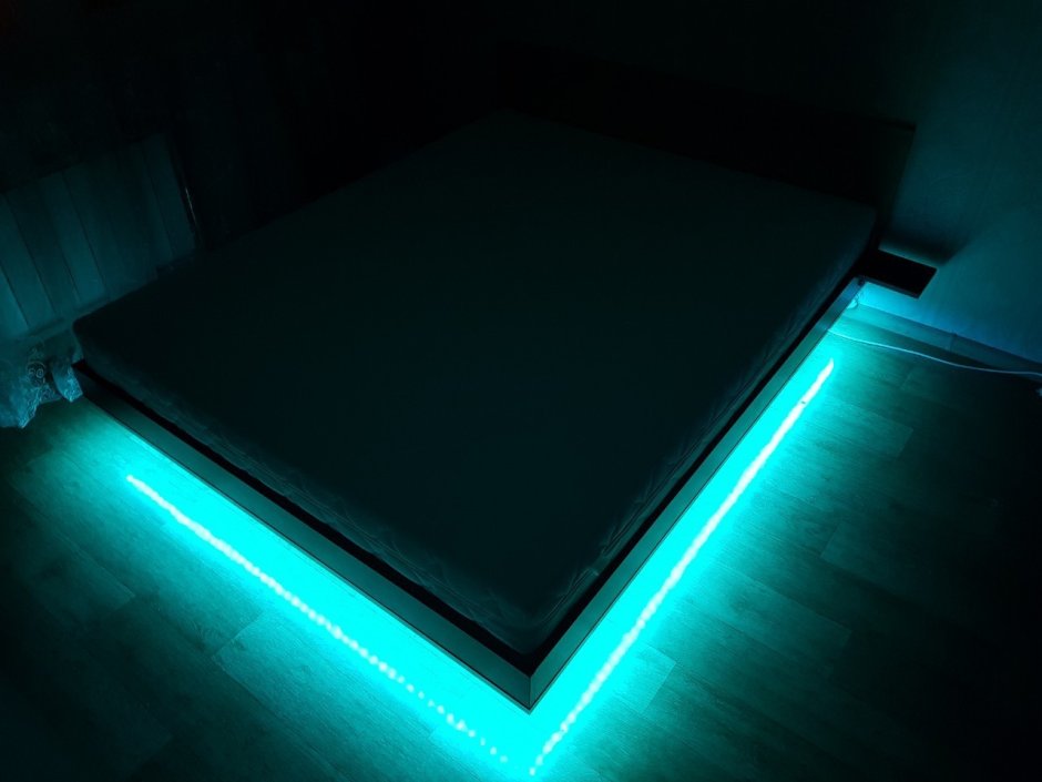 Парящий душевой поддон