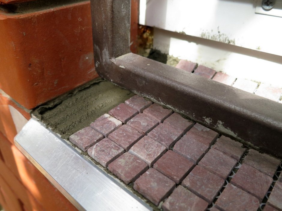 Оконные подоконники из плитки