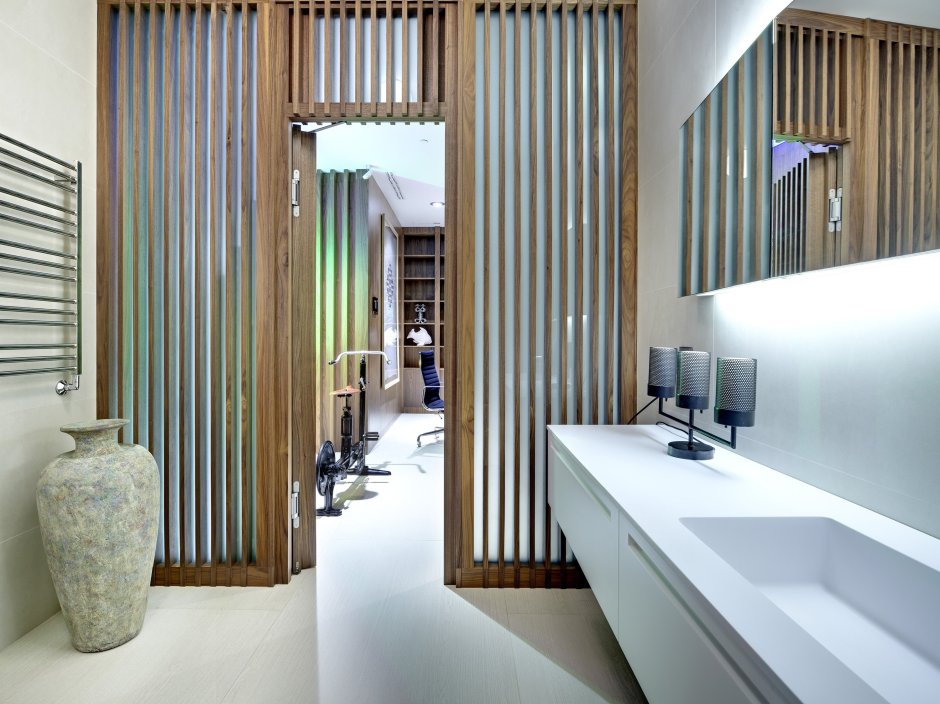 Деревянная перегородка в ванную