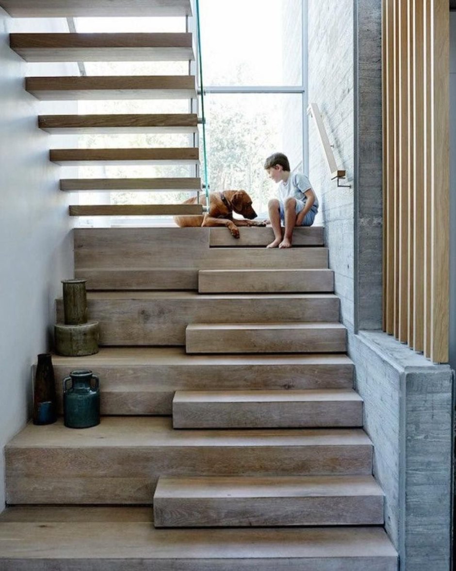 Лестница из бетона в частном доме