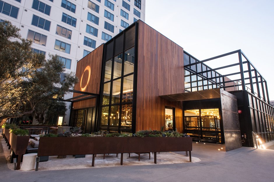 Otium ресторан Лос-Анджелес снаружи