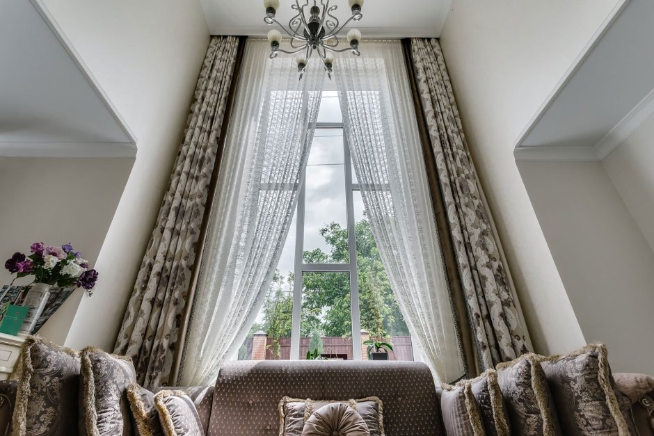 Шторы на высокие окна