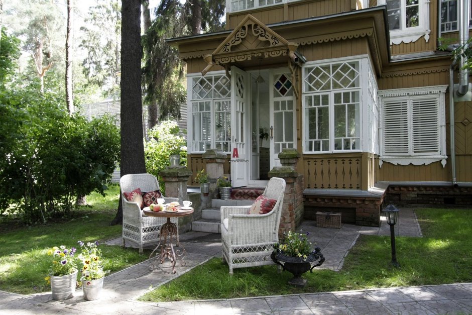 Дом с мезонином Юлия Нестерова