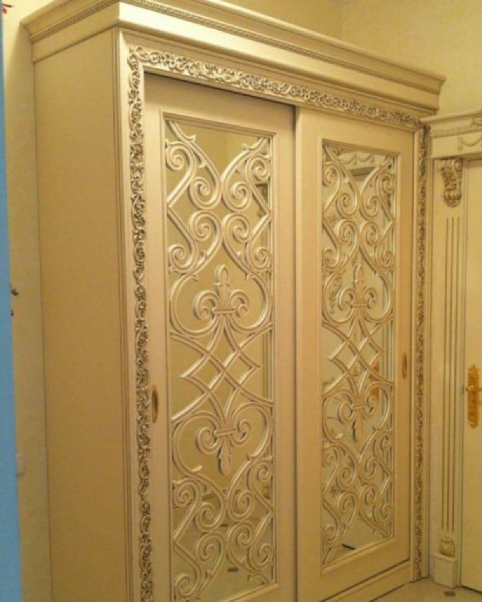 Резные дверцы для шкафа