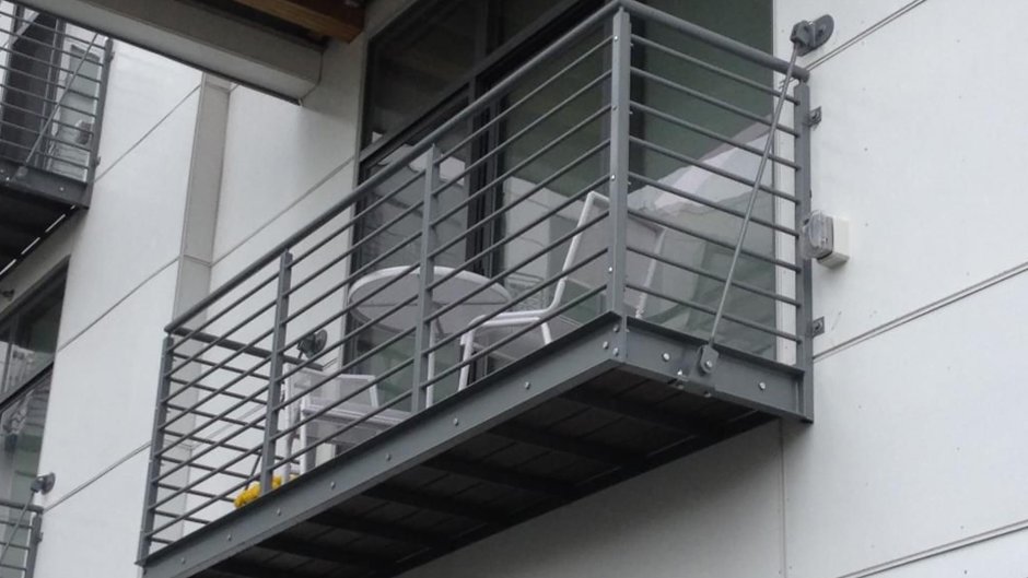 Балконные ограждения металлические