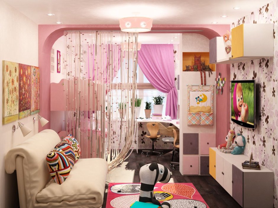 Квадратная детская комната для девочки