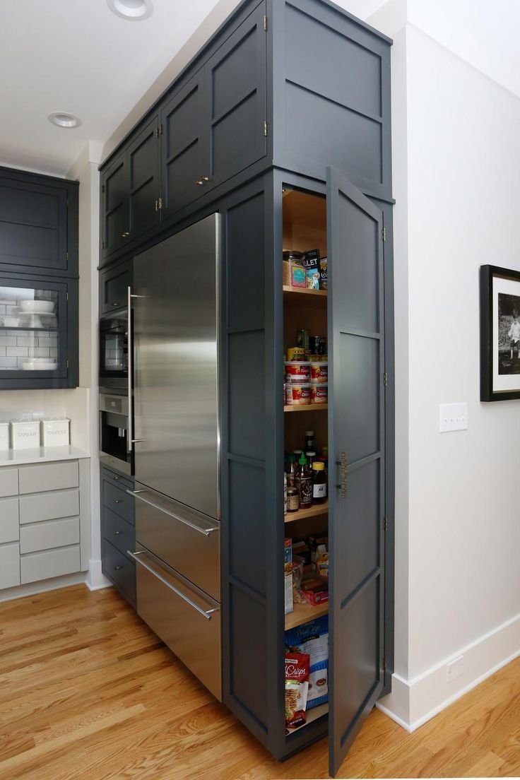 Холодильник встроенный в шкаф
