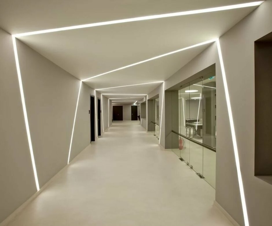 Подсветка коридора офиса