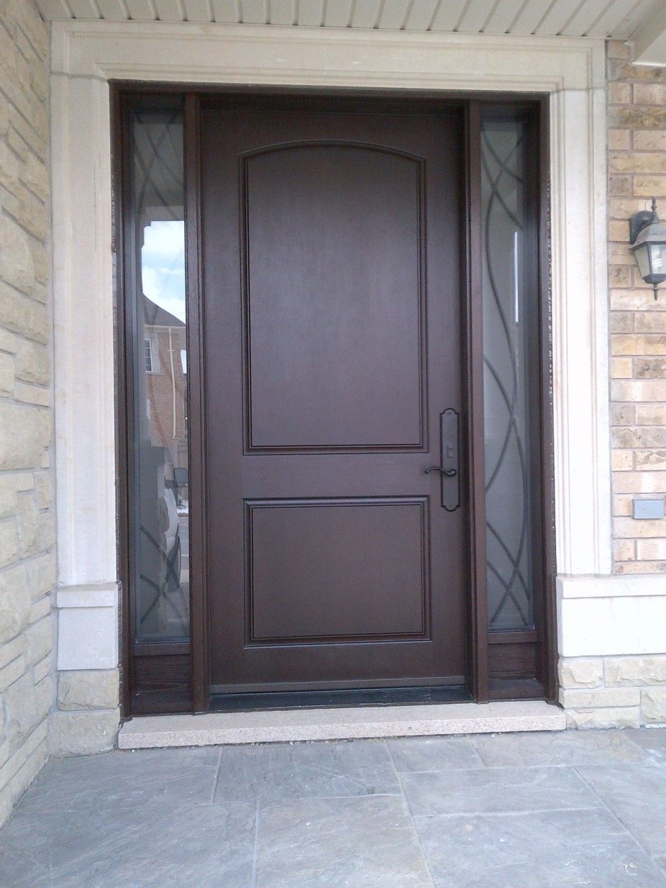 Дверь металлопластиковая входная коричневая