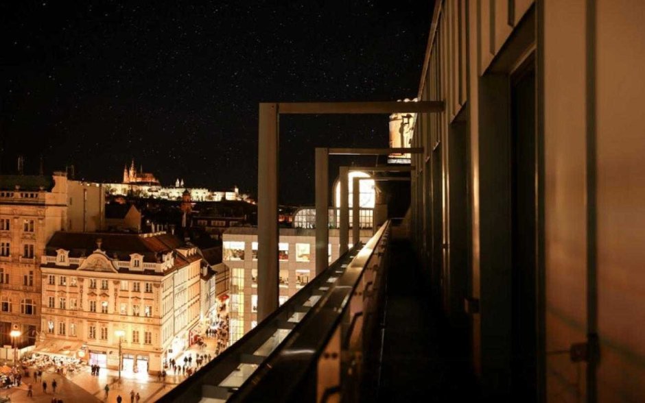 Ночной вид с балкона