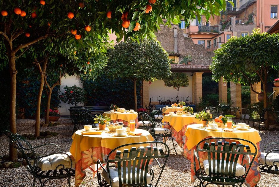 Летний итальянский дворик Италия ресторан