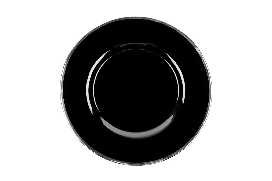 Тарелка с черным кантом