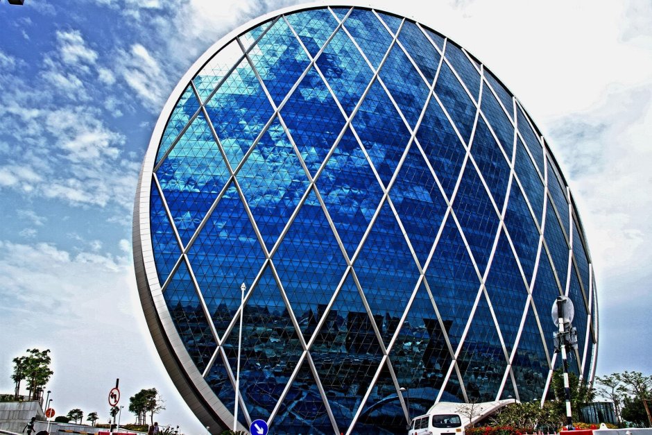 Небоскреб «Aldar hq” в Абу Даби