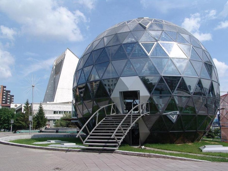 Дом купол в Новосибирске