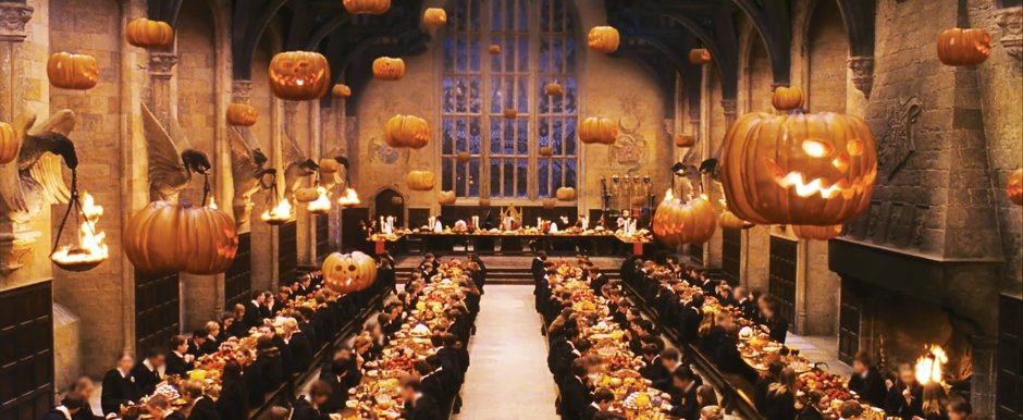 Гарри Поттер Хэллоуин в большом зале
