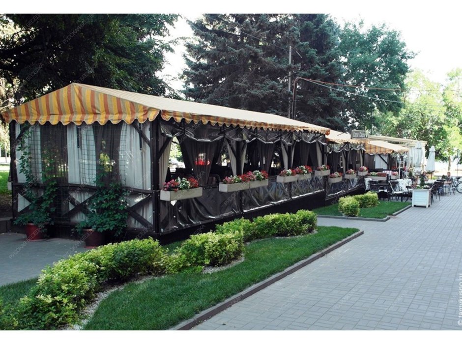 Кафе веранда в парке Серпухов