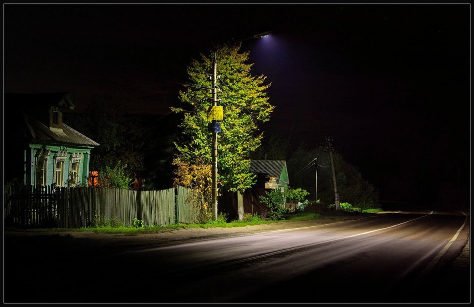 Ночная улица в селе