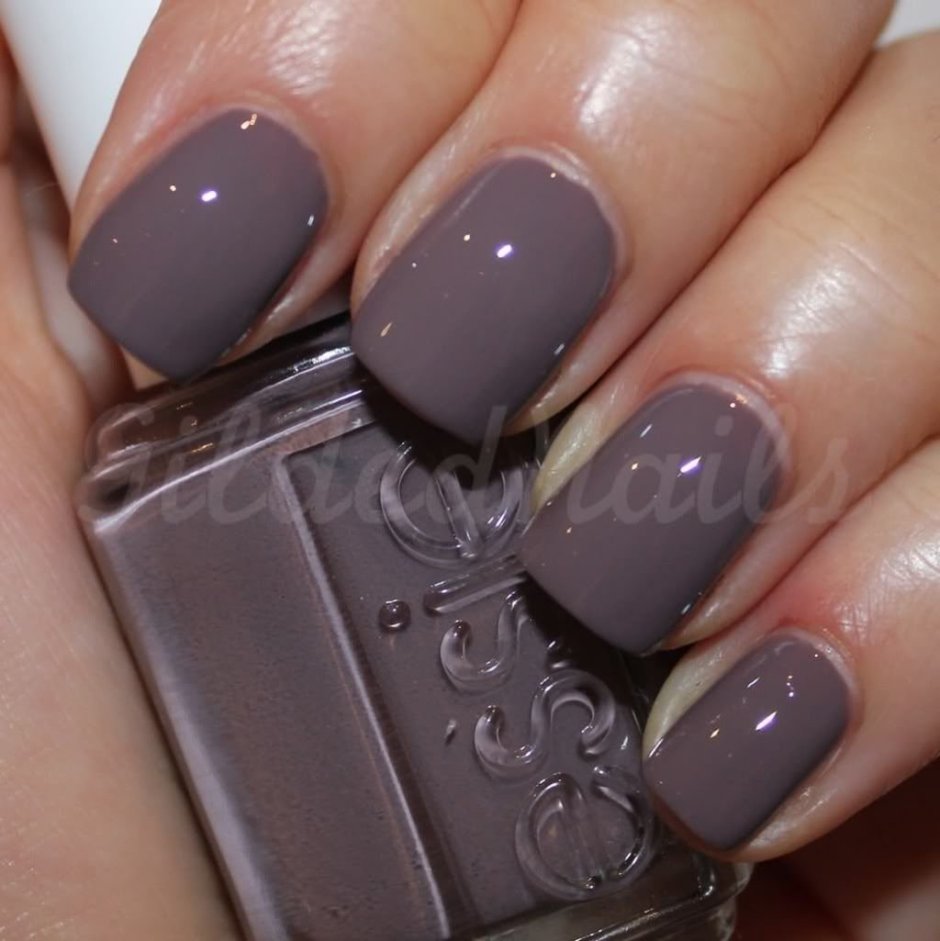 Серо-фиолетовый цвет ногтей