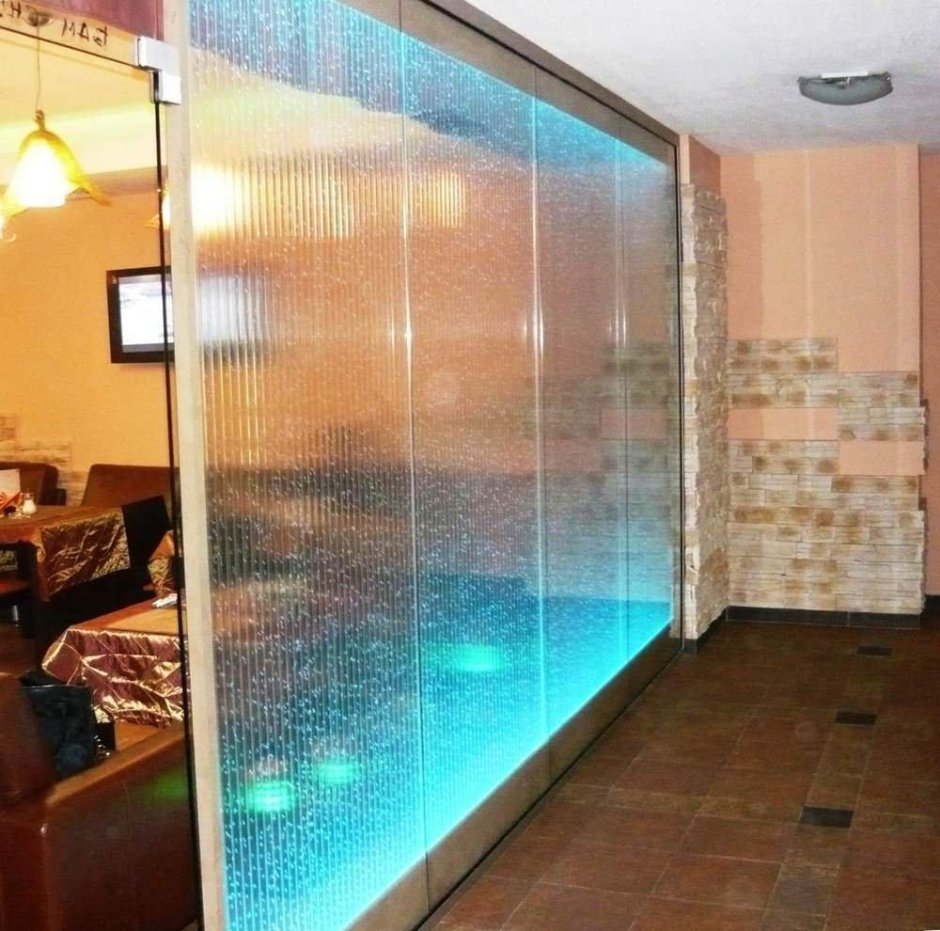 Декоративное стекло с подсветкой