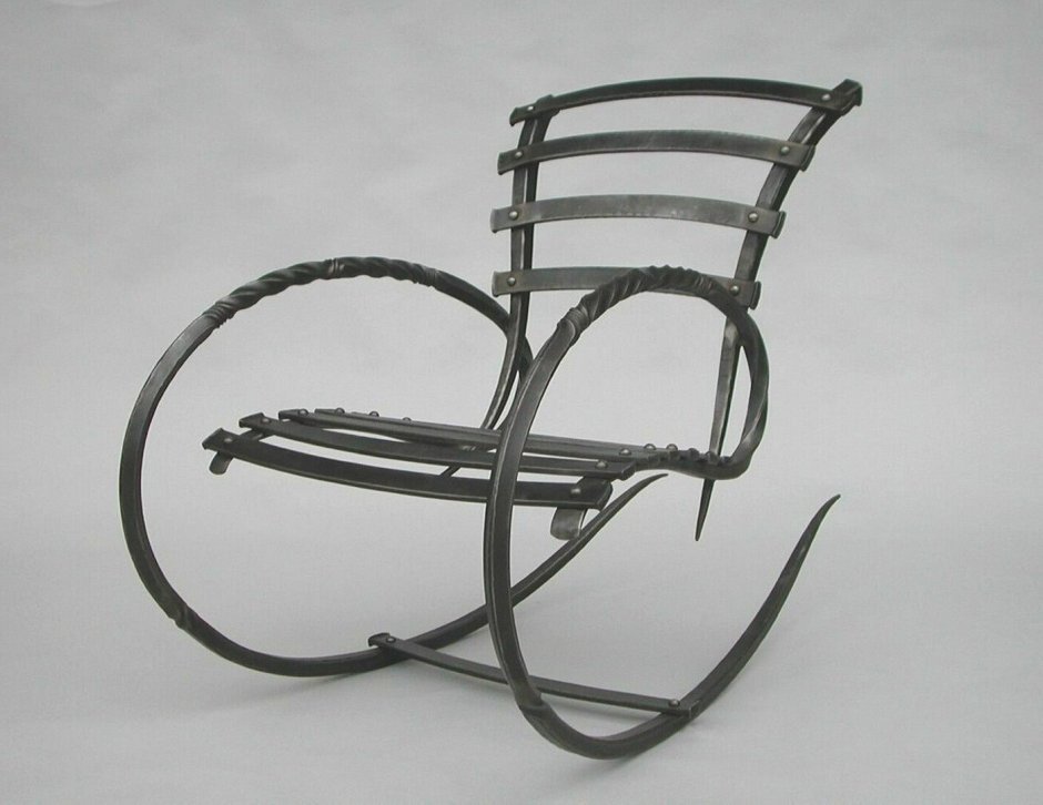 Кресло качалка металлическая