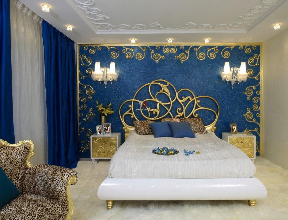 Спальня синий с золотом